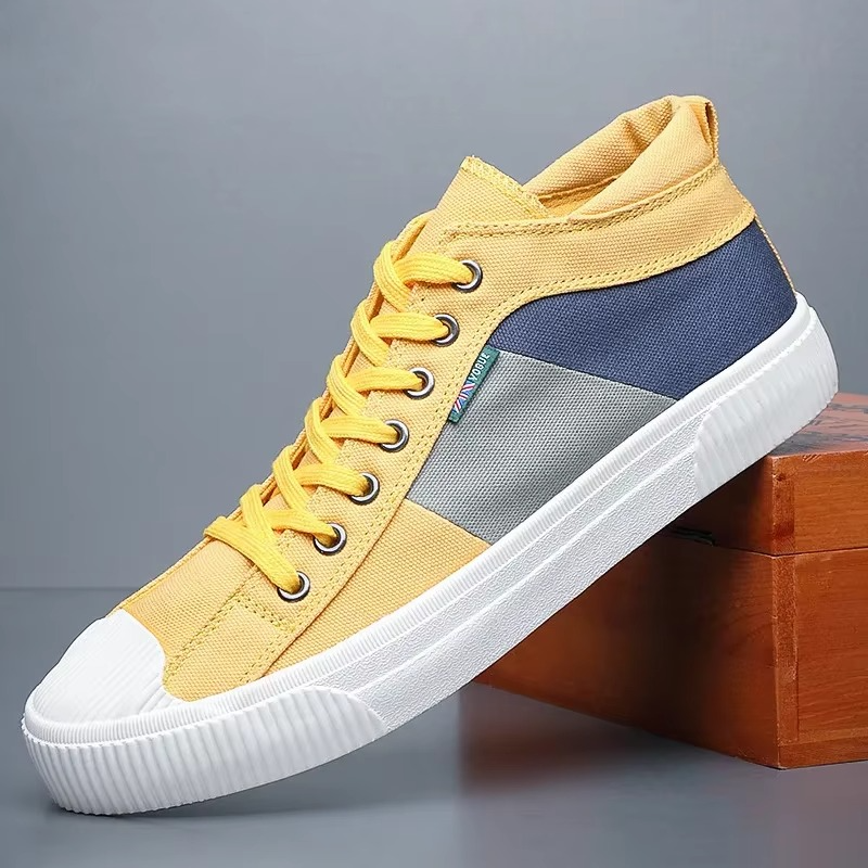 Clifton Urban Canvas Trainer