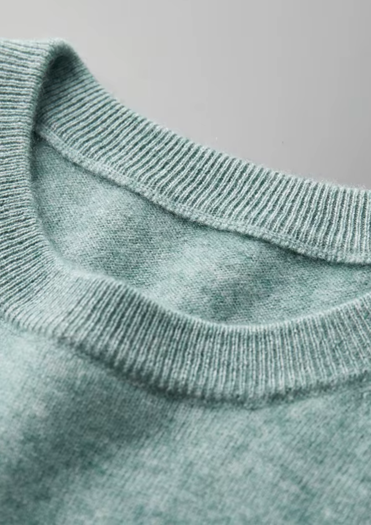 PREMIUM CASHMERE CLASSIC CREWNECK T-SHIRT