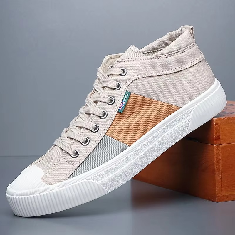 Clifton Urban Canvas Trainer
